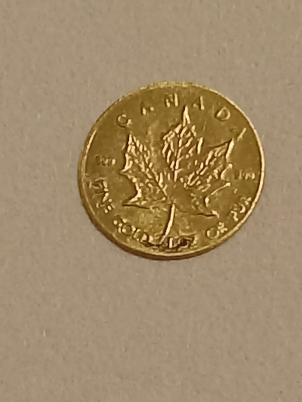 14k Gold Maple Leaf Coin - Picture 6 of 11